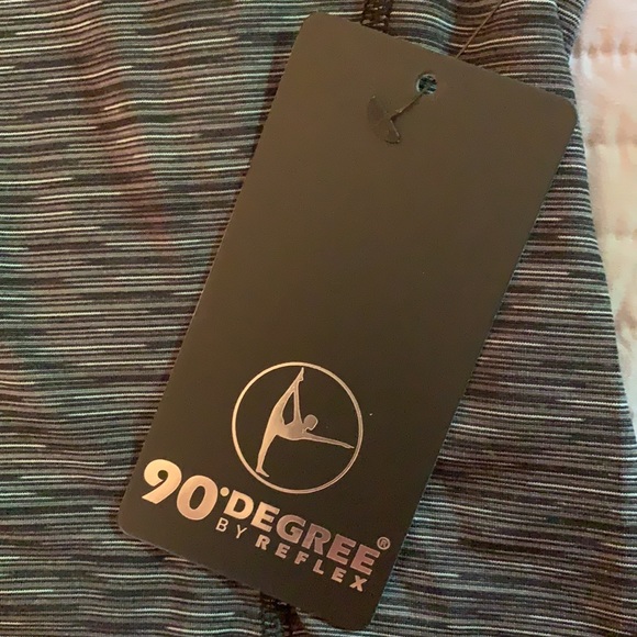 🆕 90 Degree by Reflex Activewear Charcoal Top - Small - Picture 3 of 6